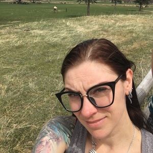 Meet your Posher, Rose